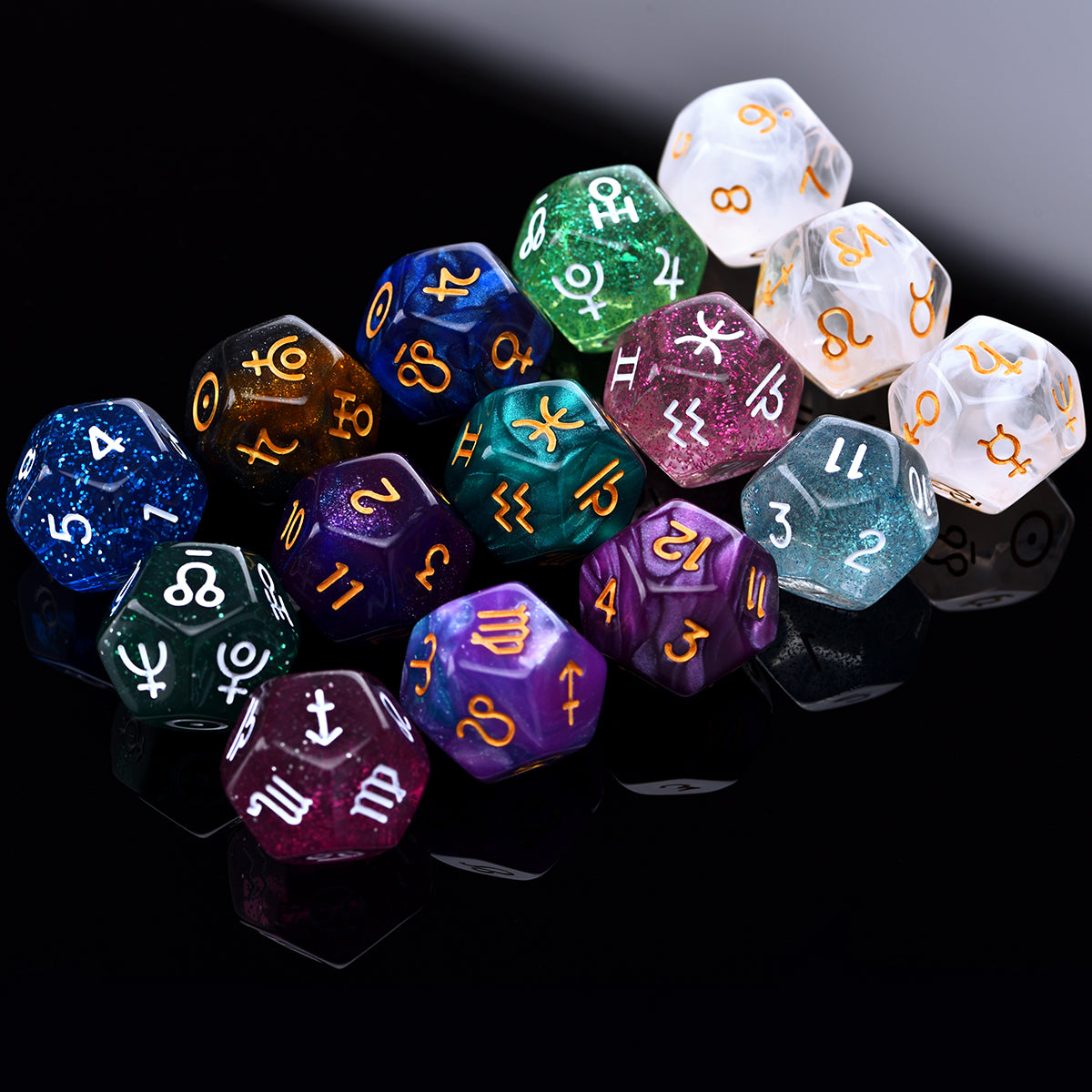 4xDurable Sky Rune Tarot Exquisite Divination Dice For Table Games Game
