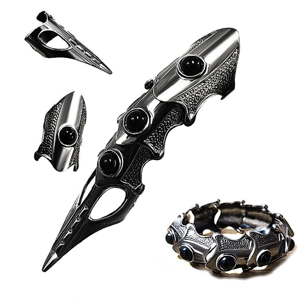 The Witch King's Adjustable Gauntlets