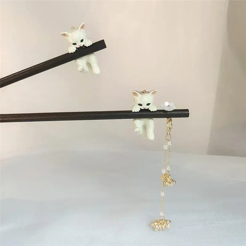 Clingy Kitten Hair Stick