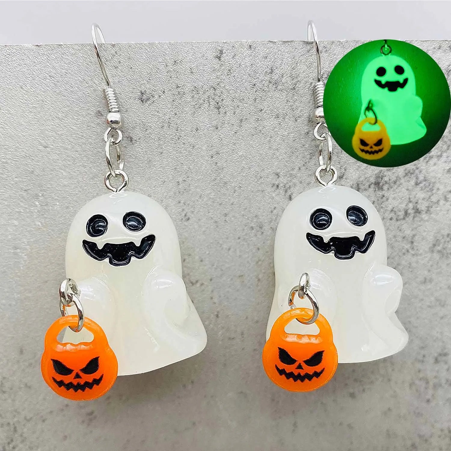 👻 Glow in the Dark Ghosties Necklace & Earring Set👻