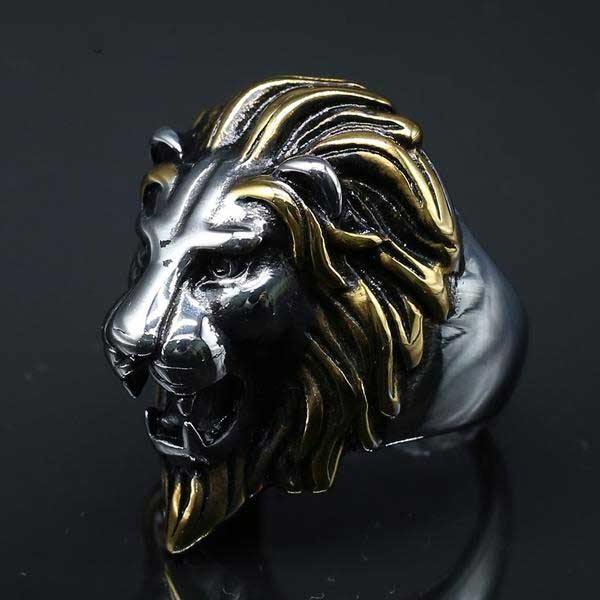 The High King's Lion Ring - Wyvern's Hoard