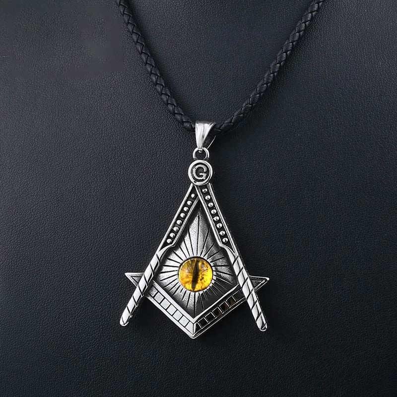 Masonic Eye Of Providence Necklace - Wyvern's Hoard