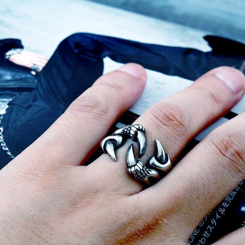 Dragon's Claw Ring - Wyvern's Hoard