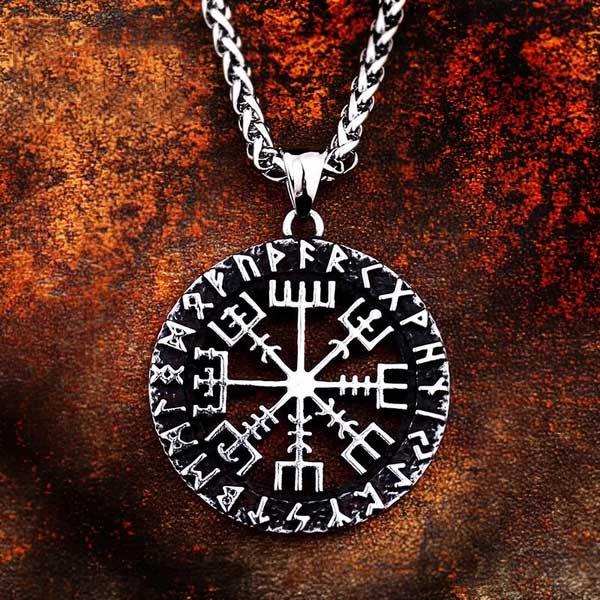 Vegvisir Viking Wayfinder Pendant - Wyvern's Hoard