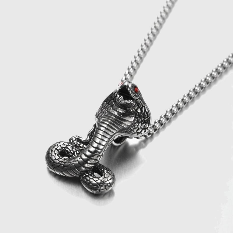 Venomous King Cobra Pendant