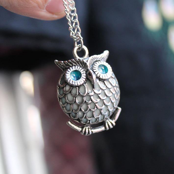 Glow In The Dark Owl Familiar Necklace - Wyvern's Hoard