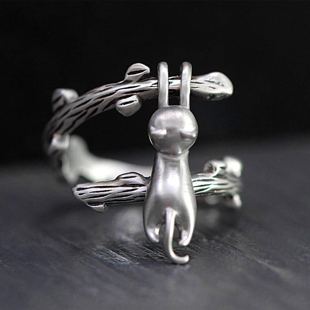 Climbing Cat Adjustable Ring - Wyvern's Hoard