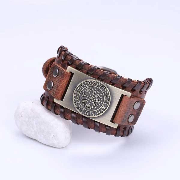 Vegvisir Leather Bracelet - Wyvern's Hoard