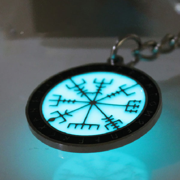 Glow In The Dark Vegvisir Viking Rune Compass Necklace
