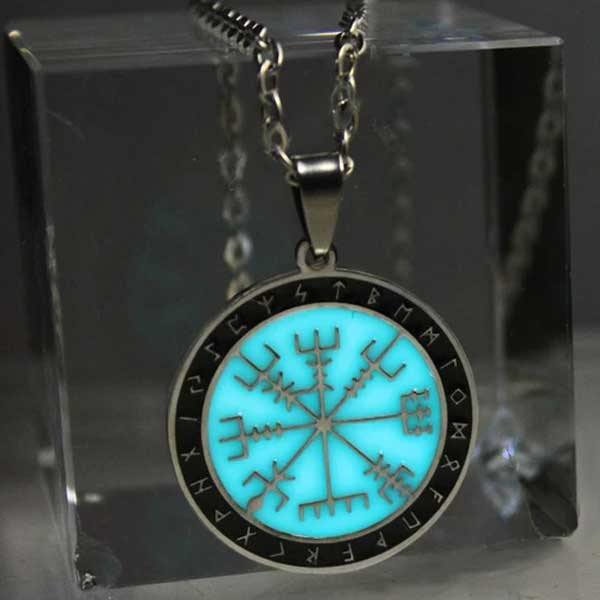 Glow In The Dark Vegvisir Stave Viking Necklace - Wyvern's Hoard