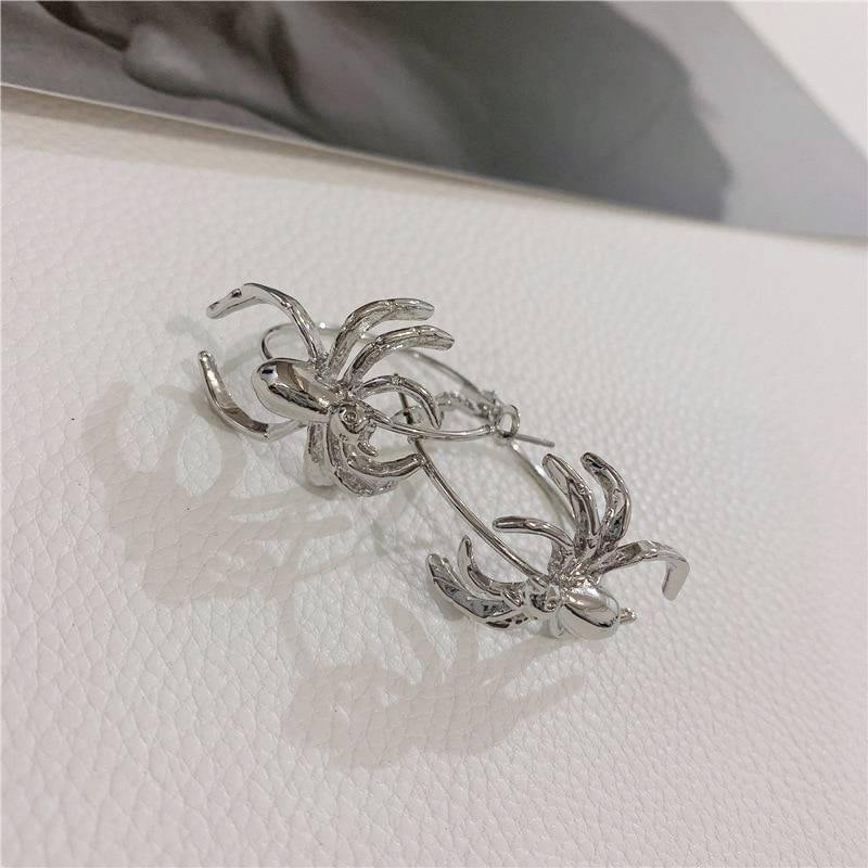 Crawling Spider Hoop Earrings - Wyvern's Hoard