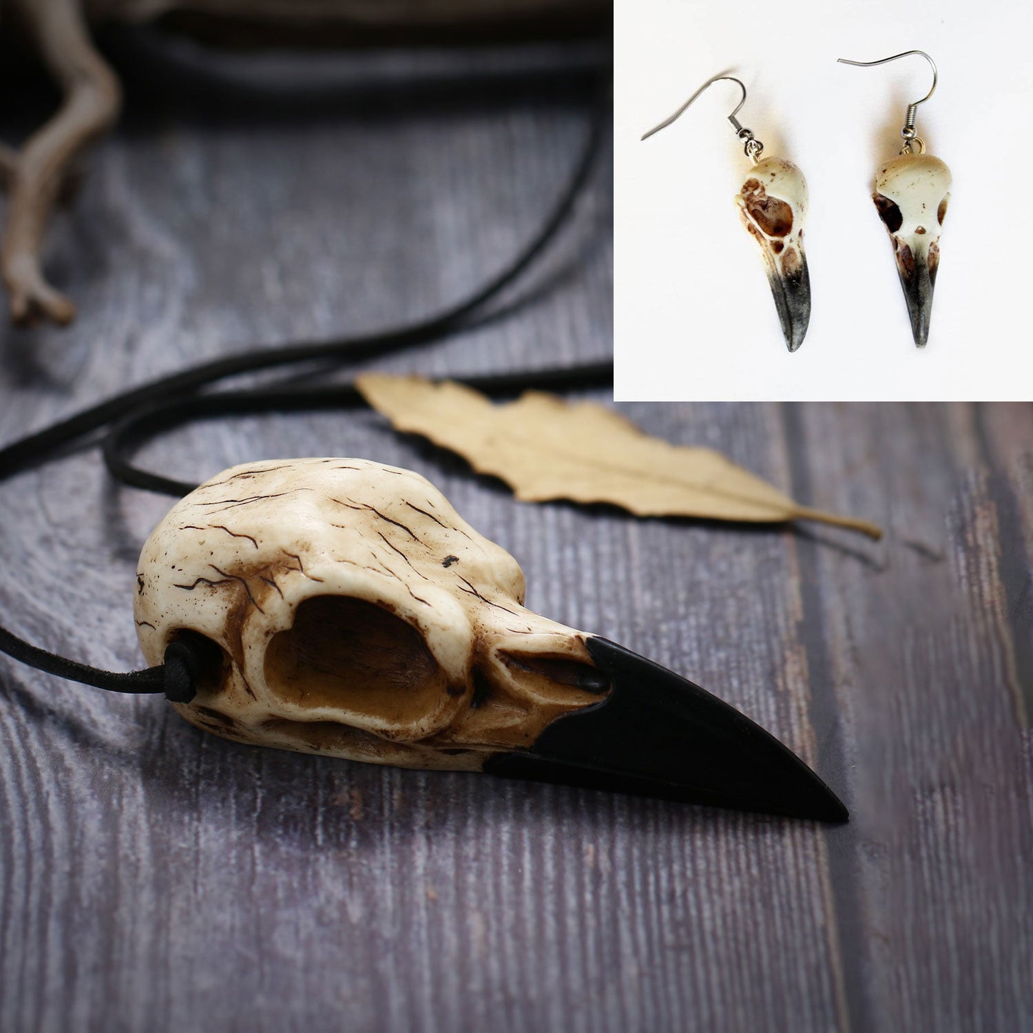 The Raven's Skull Necklace And Earrings Set