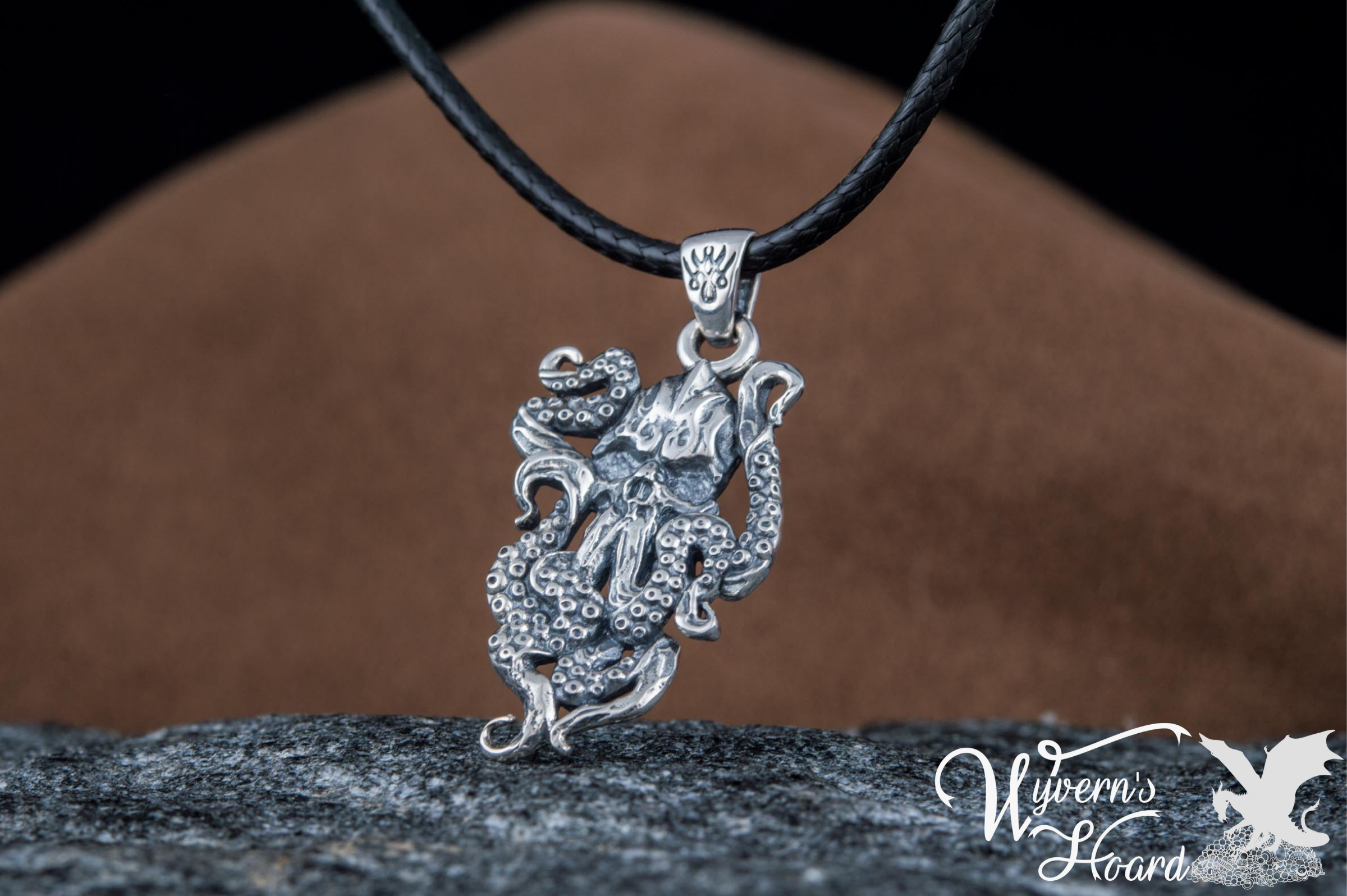Wrathful Kraken Necklace - Wyvern's Hoard
