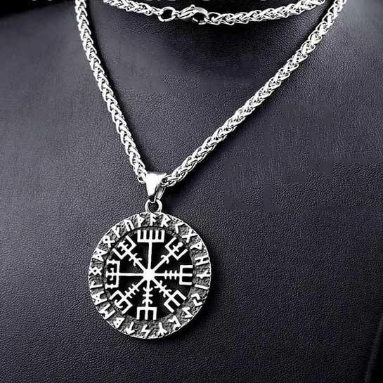 Vegvisir Viking Wayfinder Pendant - Wyvern's Hoard