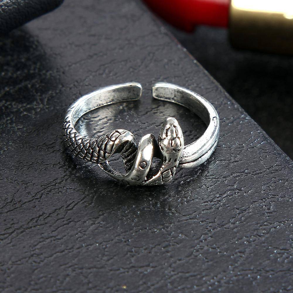 Nest of Snakes Rings