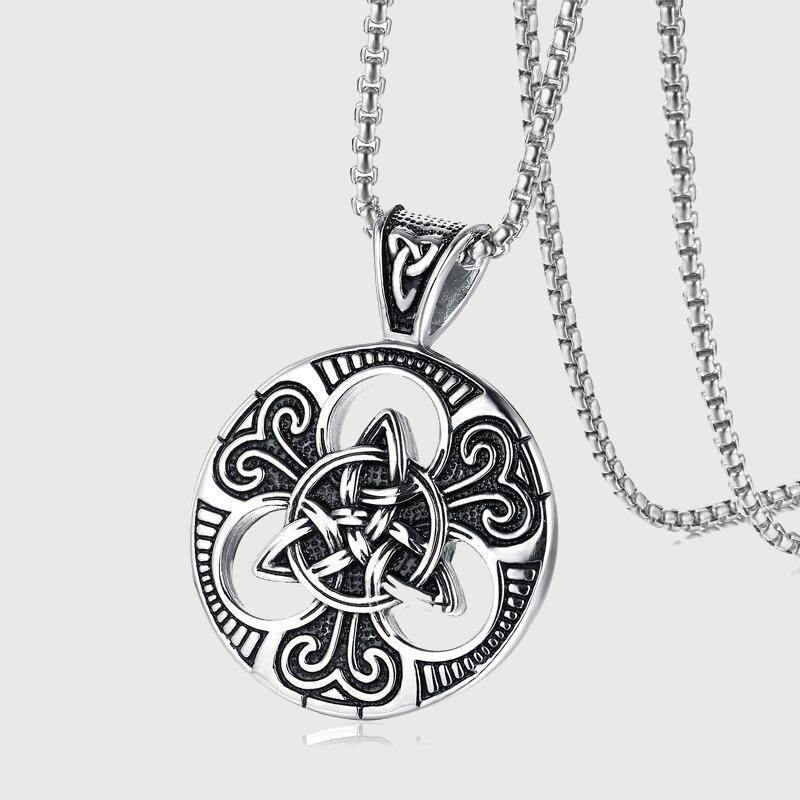 Celtic Triquetra Necklace - Wyvern's Hoard