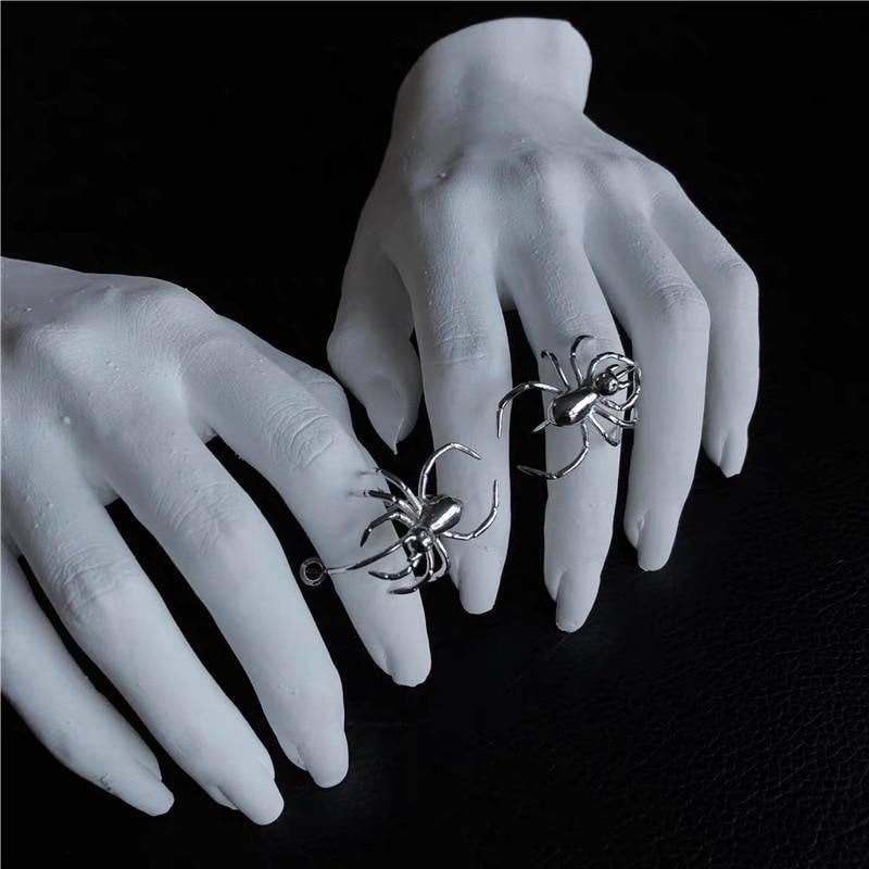 Crawling Spider Hoop Earrings - Wyvern's Hoard