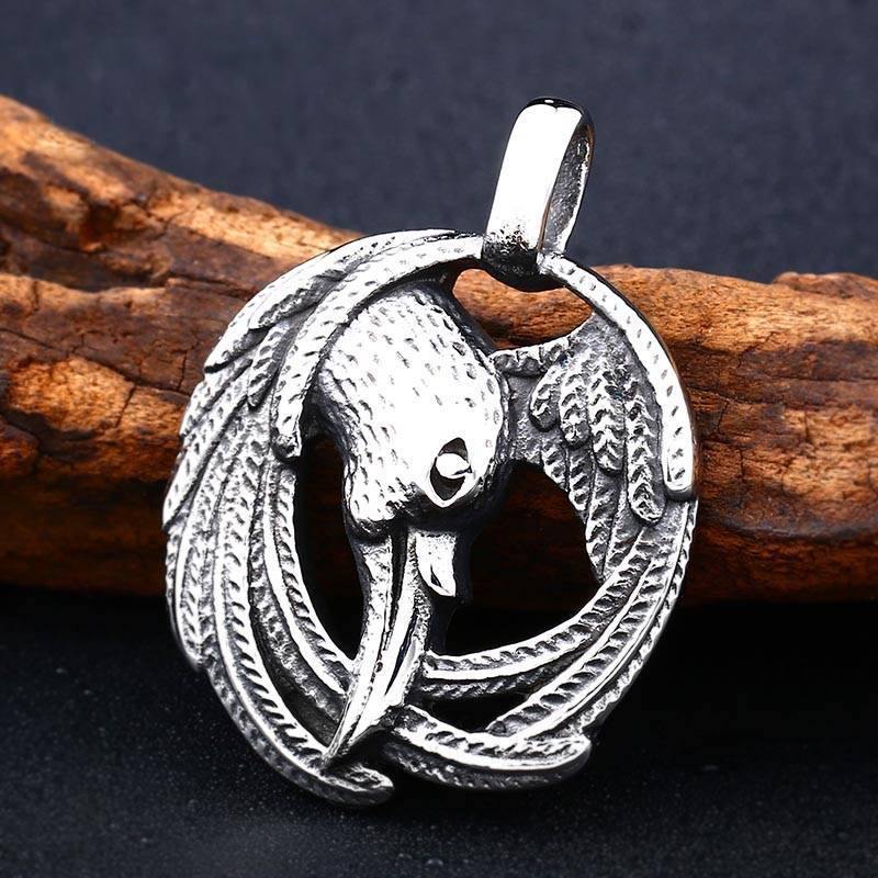 Nordic Raven Necklace - Wyvern's Hoard