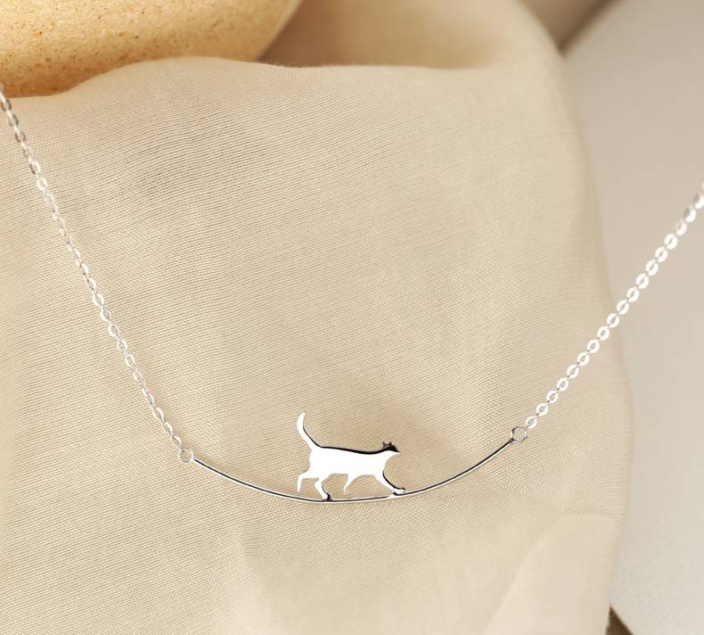 Cat Walk Minimalist Necklace
