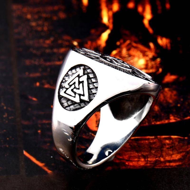 Triquetra And Valknut Ring - Wyvern's Hoard