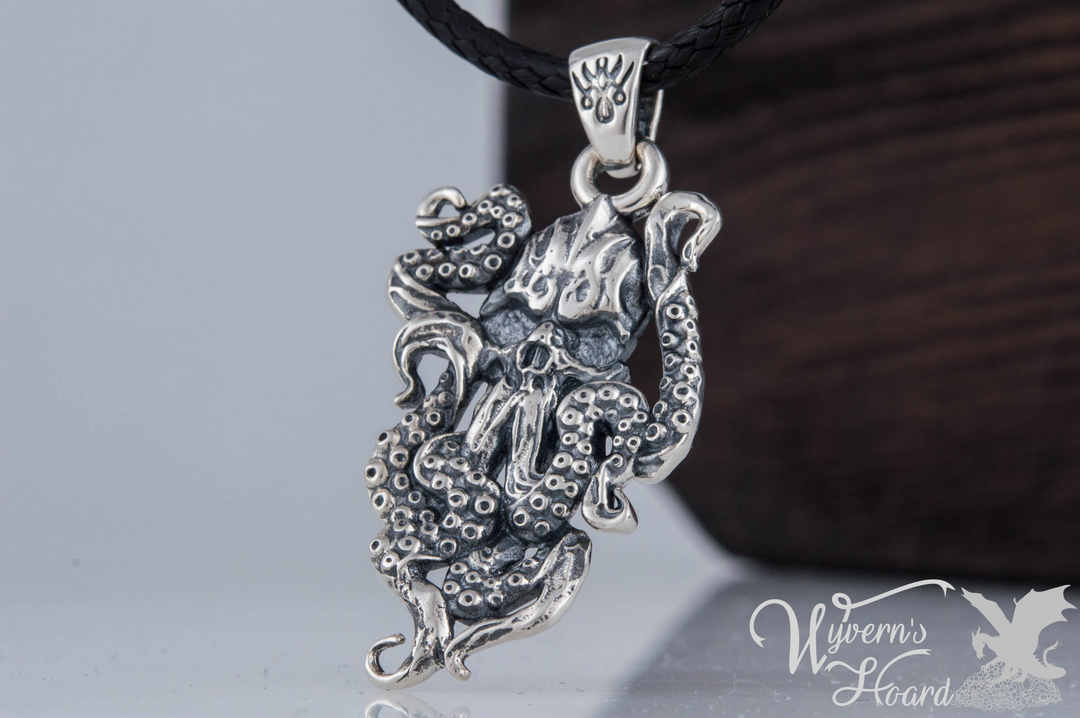 Wrathful Kraken Necklace - Wyvern's Hoard