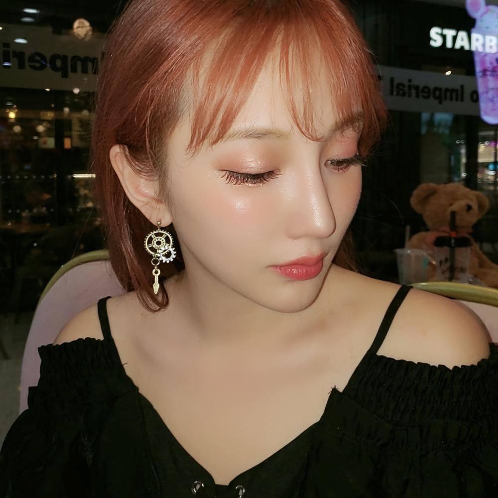 Steampunk Gear Earrings - Wyvern's Hoard