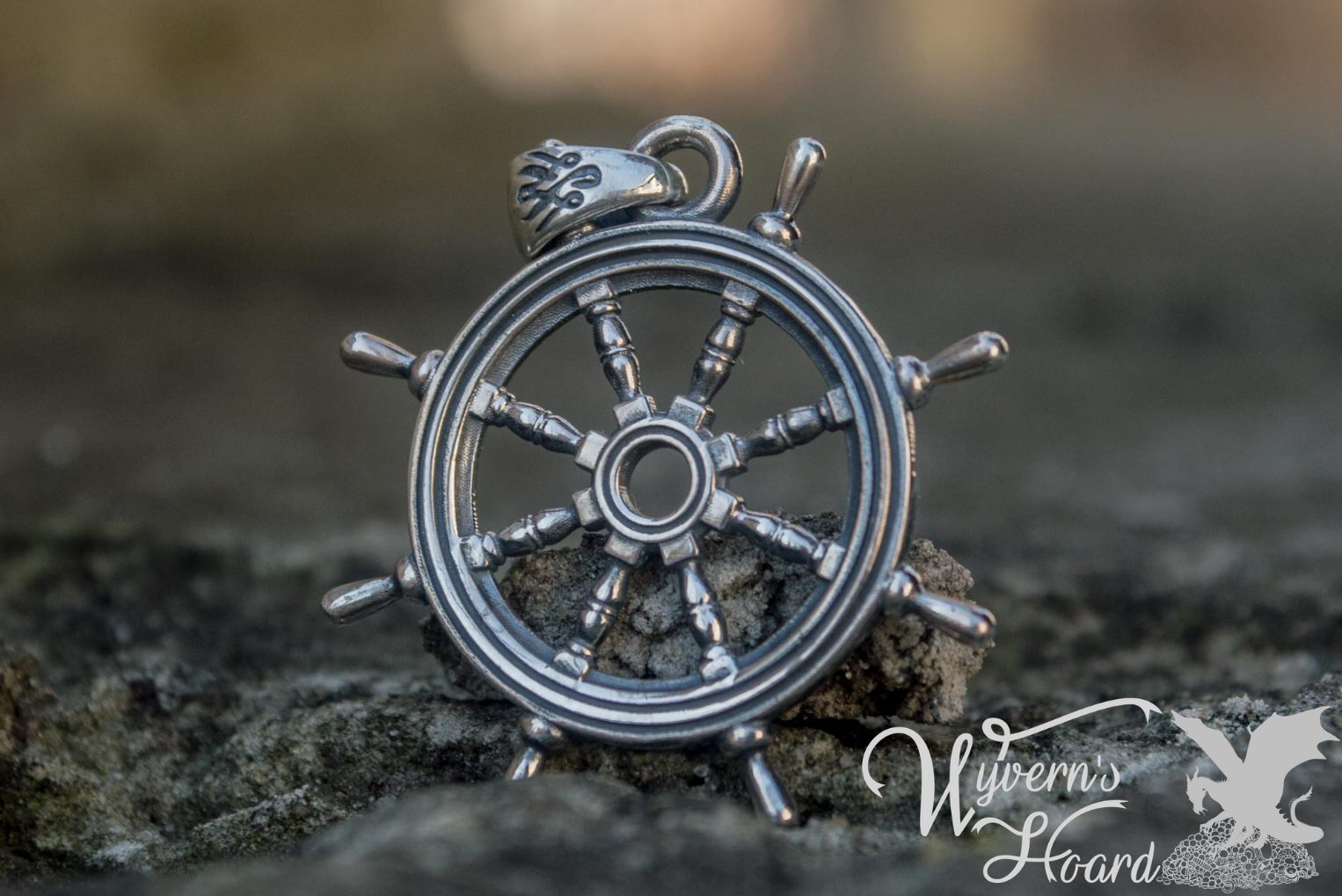Destiny Hand Wheel Necklace - Wyvern's Hoard