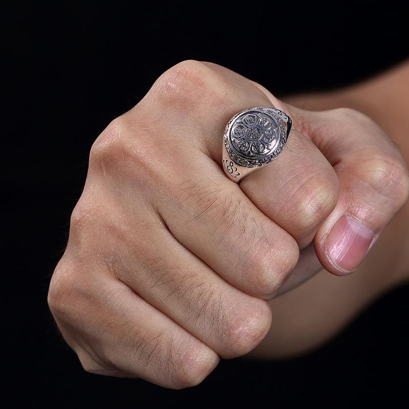 Om Mani Padme Hum Mantra Ring - Wyvern's Hoard