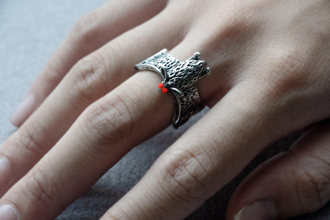 Glow in the Dark Flying Bat Ring - Wyvern's Hoard