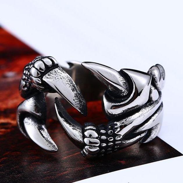 Dragon's Claw Ring - Wyvern's Hoard