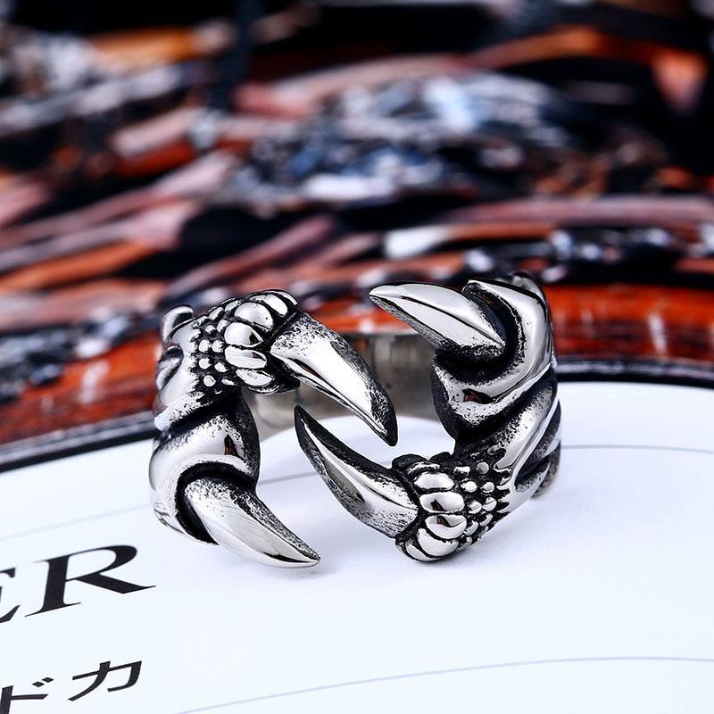 Dragon's Claw Ring - Wyvern's Hoard