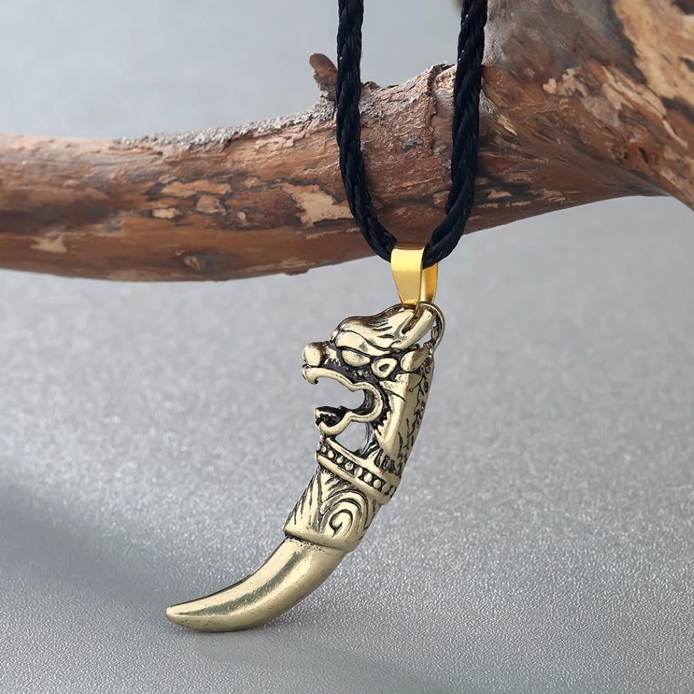 Dragon Fang Necklace - Wyvern's Hoard
