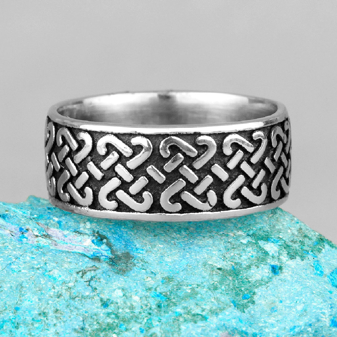 Classic Celtic Knots Ring