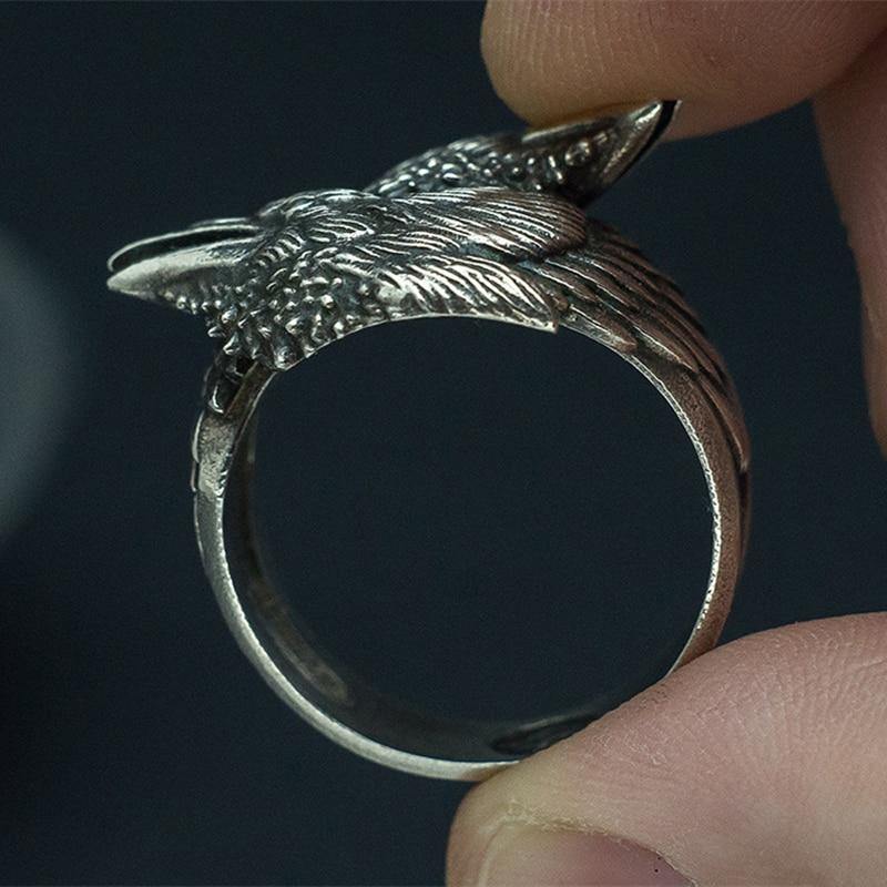 Huginn & Muninn Raven Head Ring - Wyvern's Hoard