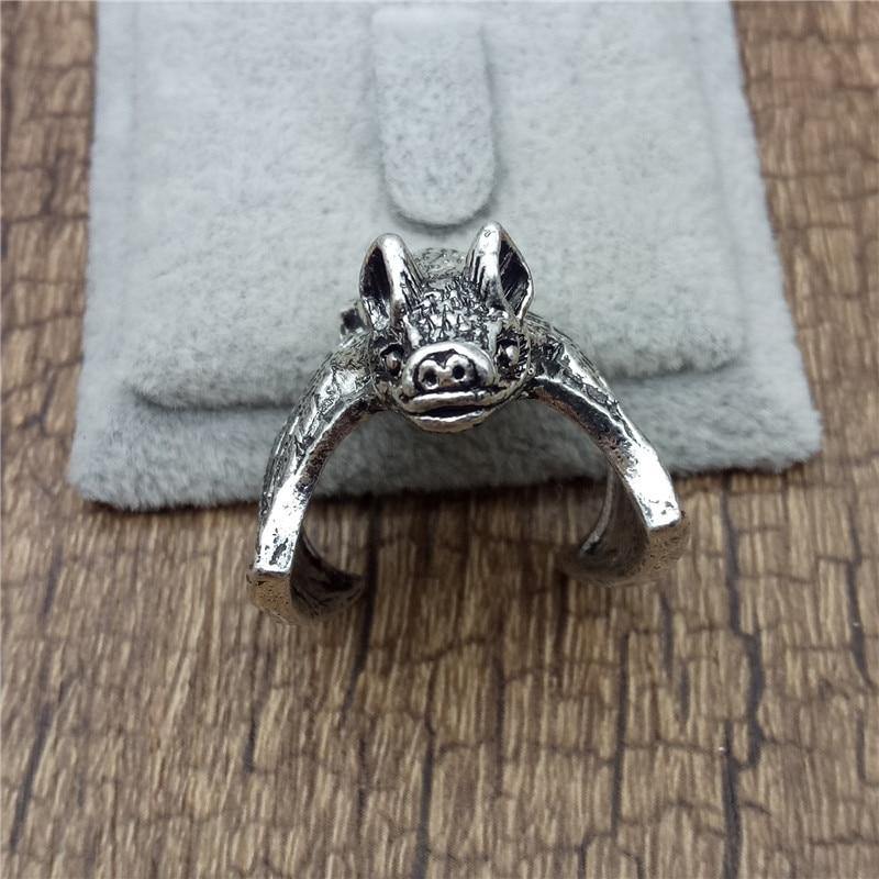 Foraging Bat Ring - Wyvern's Hoard