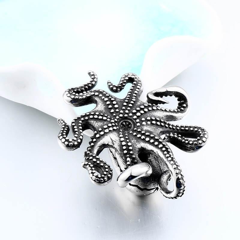 Raging Kraken Necklace - Wyvern's Hoard