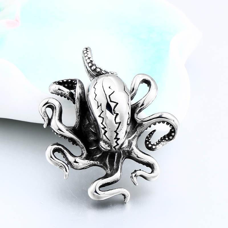 Raging Kraken Necklace - Wyvern's Hoard