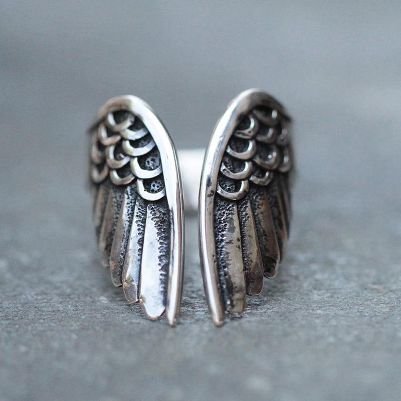 Angel Wings Ring - Wyvern's Hoard