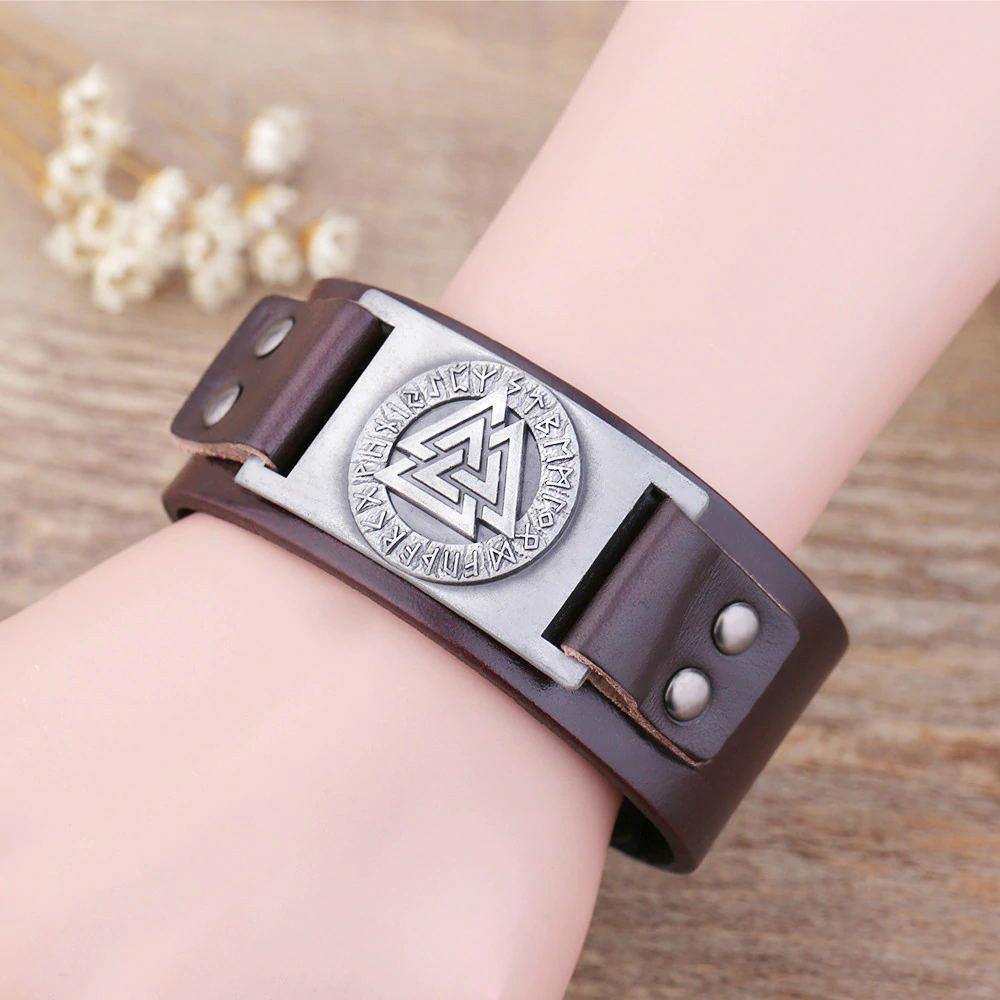 Valknut Leather Bracelet - Wyvern's Hoard