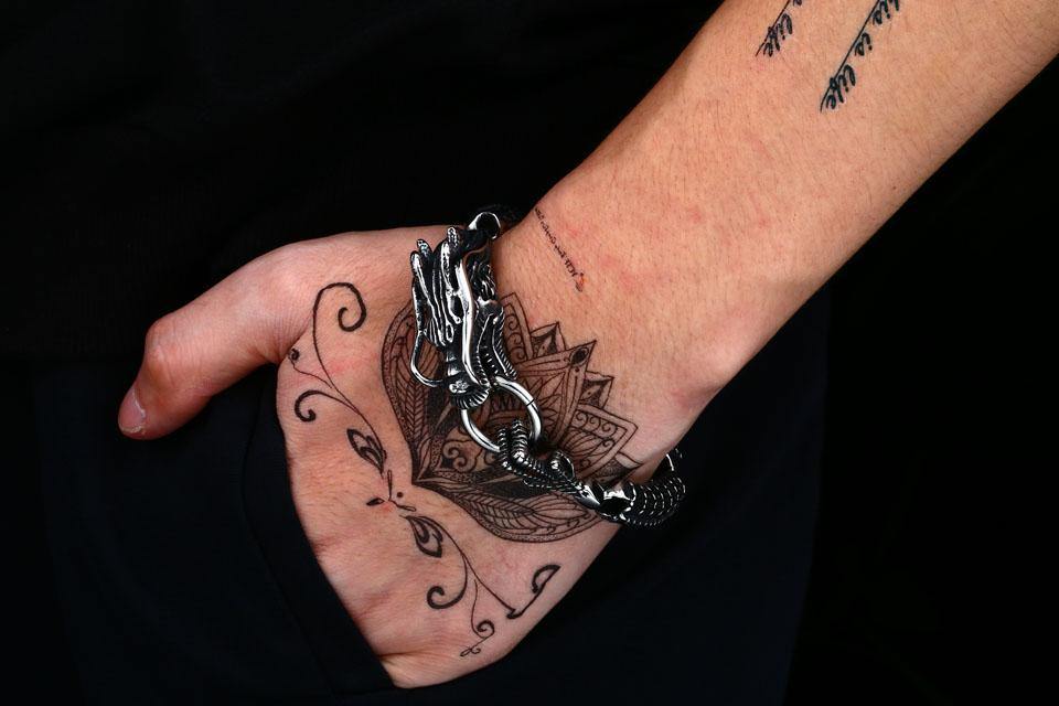 Dragon Stainless Steel Link Bracelet - Wyvern's Hoard