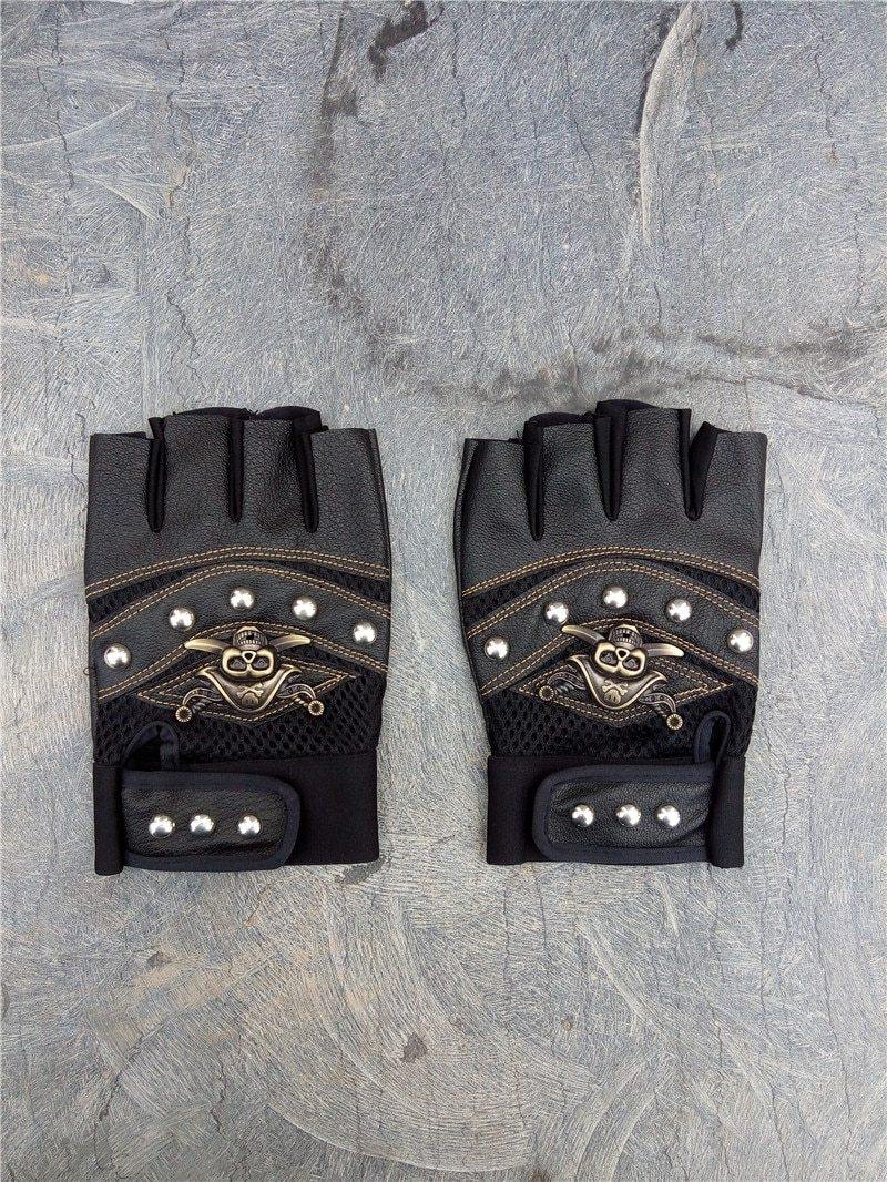 Pirate Skull Leather Gloves - Wyvern's Hoard