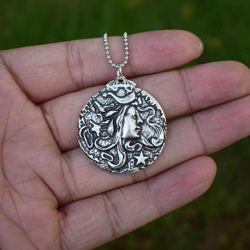 Persephone Medallion Necklace - Wyvern's Hoard