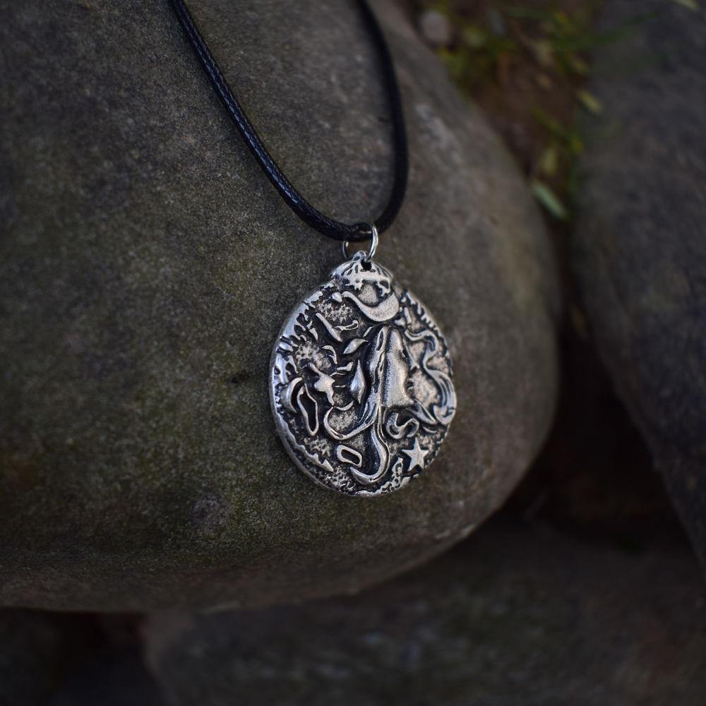 Persephone Medallion Necklace - Wyvern's Hoard