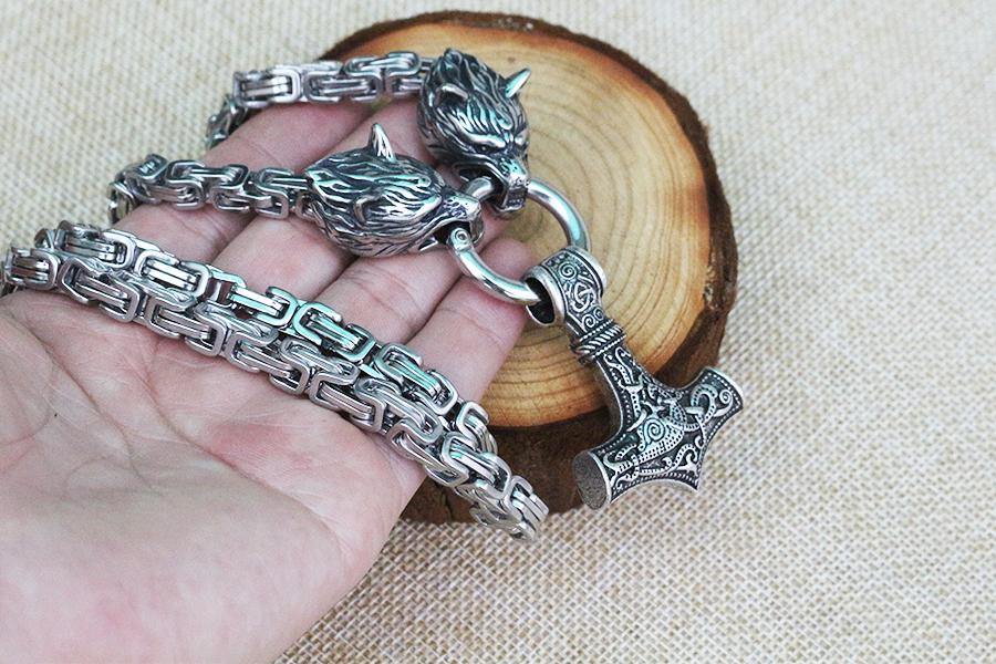 Mjölnir Spirit Animal Necklace - Wyvern's Hoard