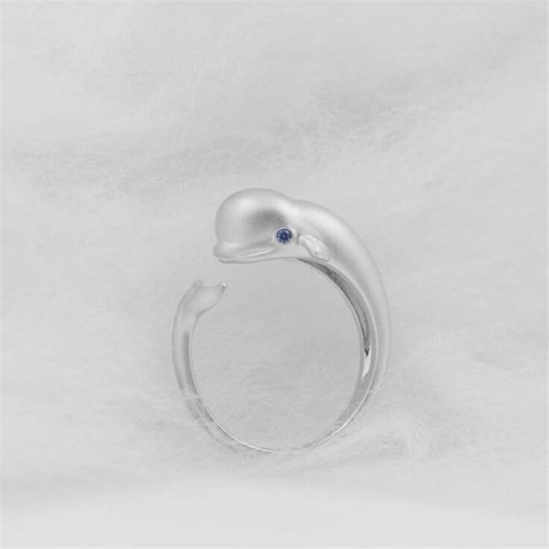 Baby Beluga Whale Ring - Wyvern's Hoard
