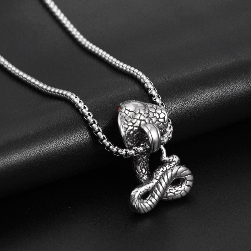 Venomous King Cobra Pendant