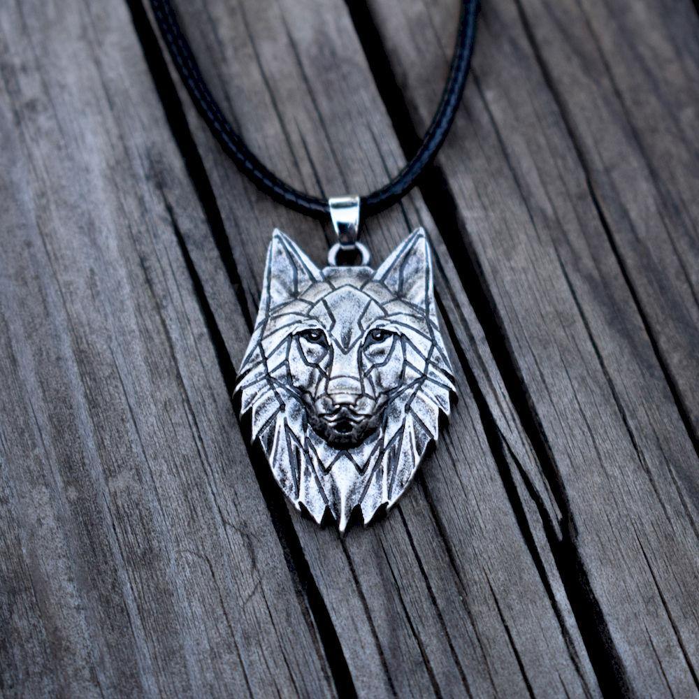 Rugged Wolf Necklace - Wyvern's Hoard