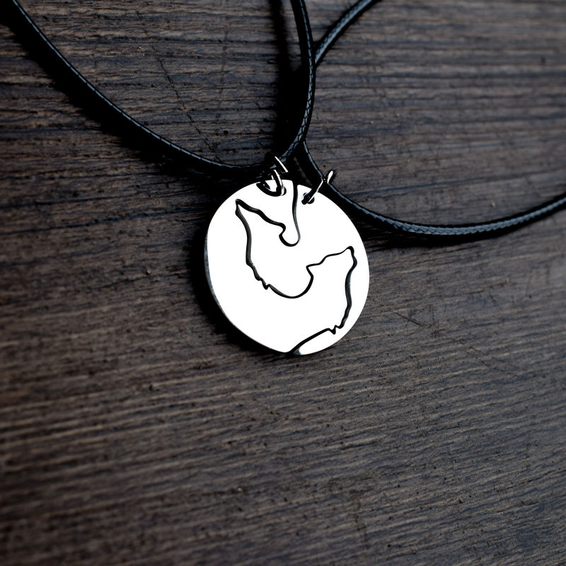 Howling Wolves Silhouette Couple Necklaces
