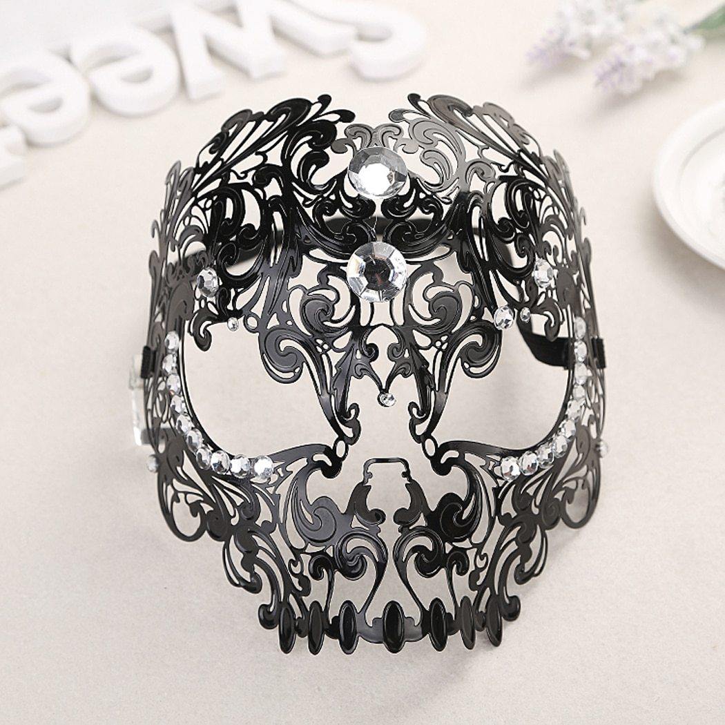 Diamante Iron Skull Face Mask - Wyvern's Hoard