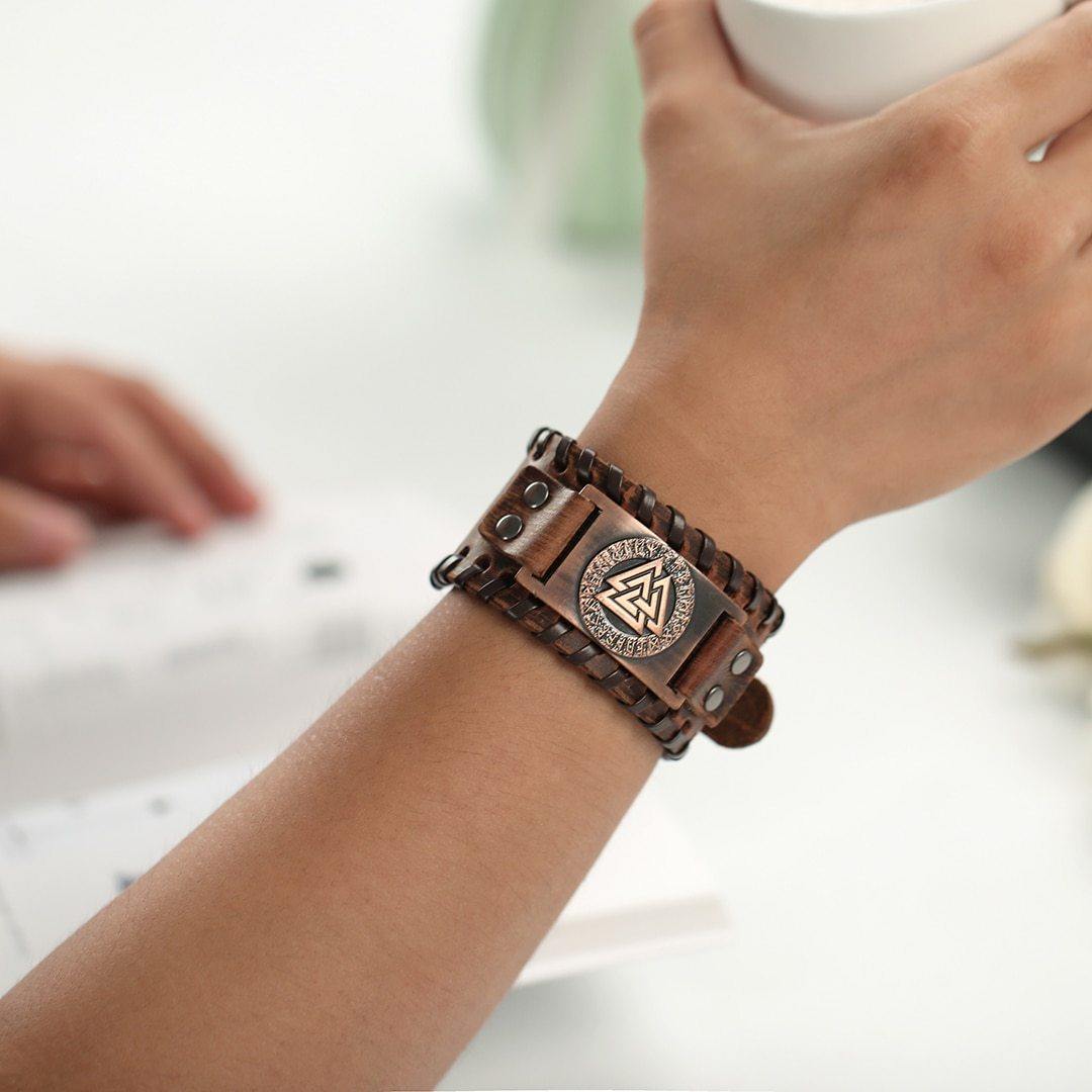 Valknut Leather Bracelet - Wyvern's Hoard